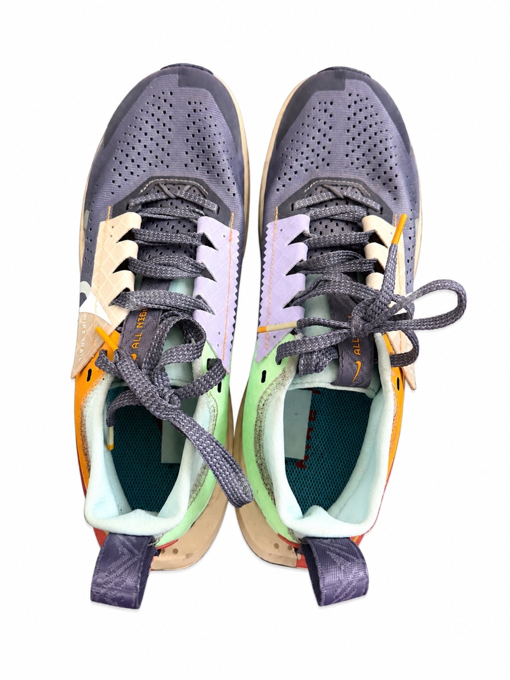 Nike ZoomX Ultrafly Trail Women’s Running Shoe Vibram Sneakers Multi color 7.5 - Picture 2 of 3